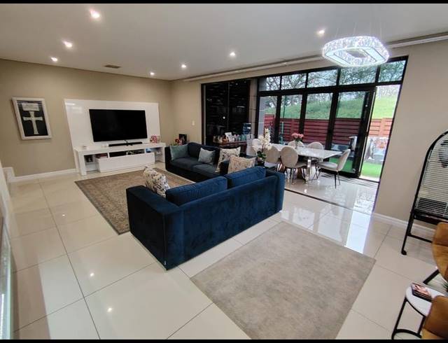 3 BEDROOM HOUSE FOR SALE IN IZINGA